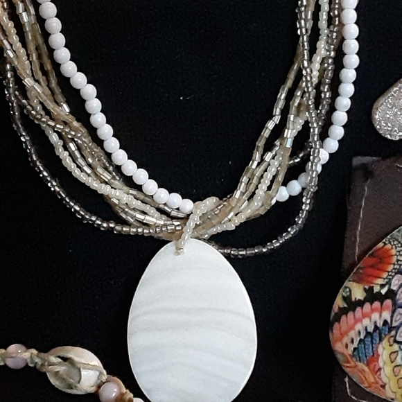 Jewlery bundle - Picture 6 of 7